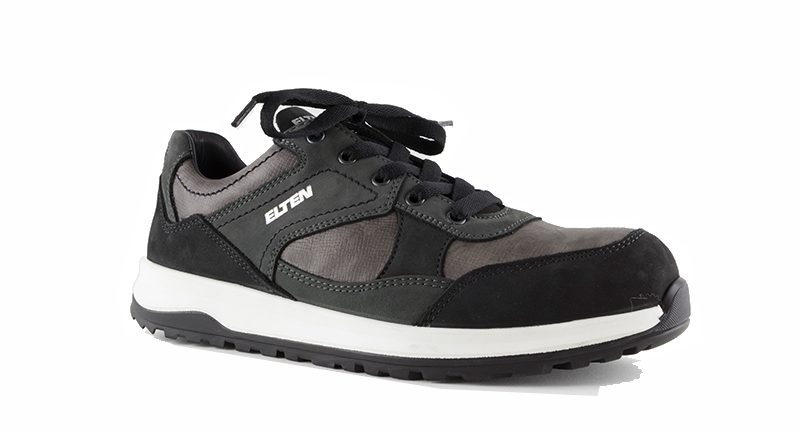 Runaway black 1 Runaway black 1